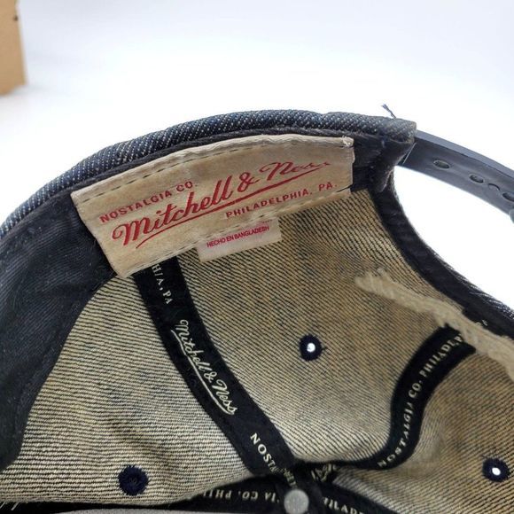 Mitchell & Ness Howling WOLF Flat Bill Baseball Hat Denim Adjustable Snapback Di - Picture 8 of 9